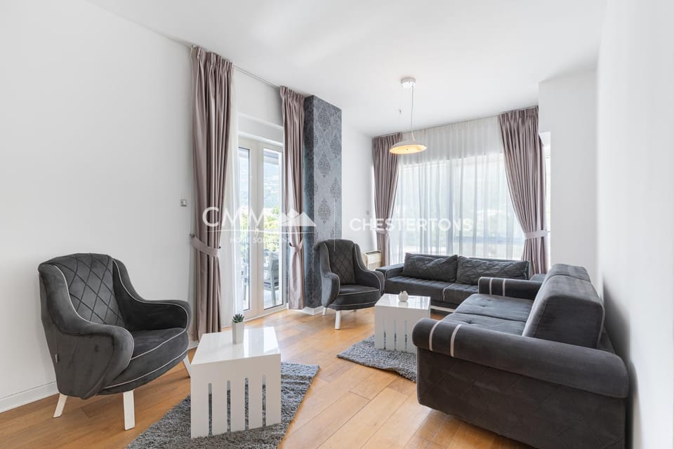 Three Bedroom Condo in Tre canne Apartment in Budva