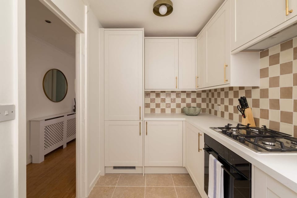 Sunday at Porchester Apartment in City of Westminster