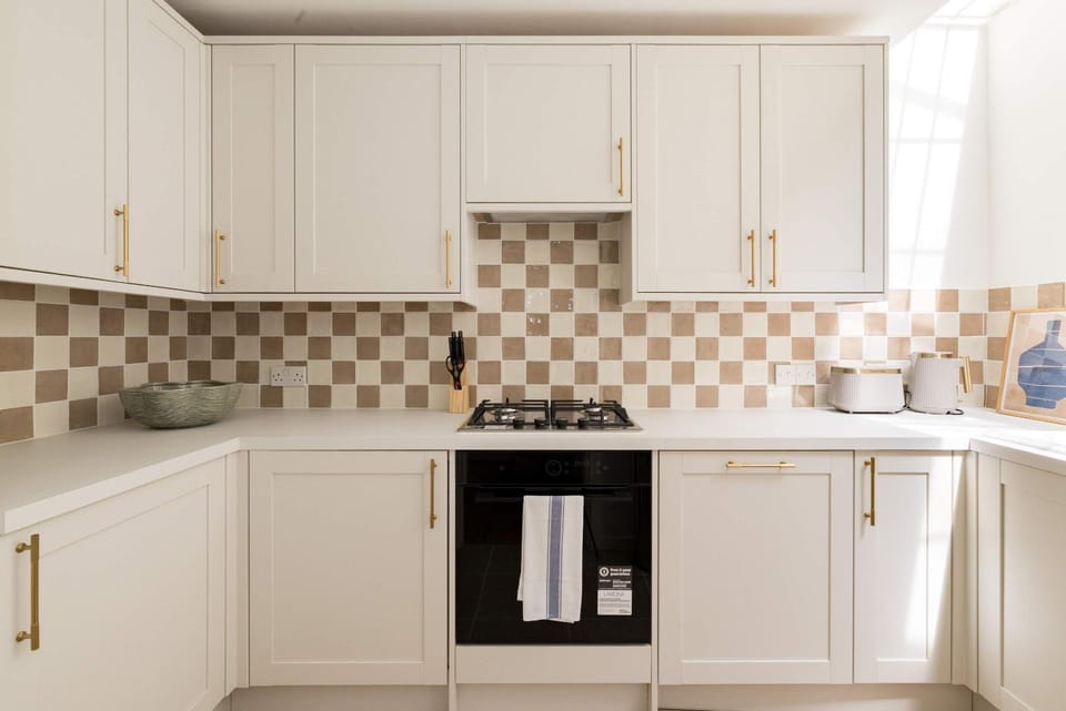 Sunday at Porchester Apartment in City of Westminster