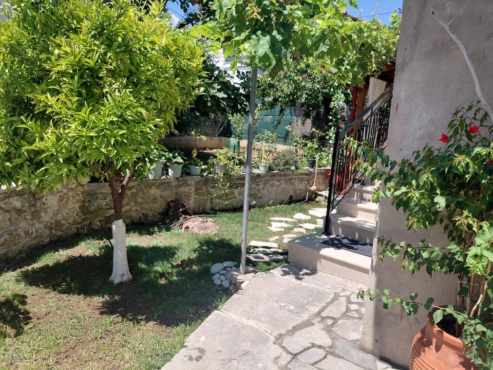 Castelia traditional stone apartment Apartment in Halkidiki