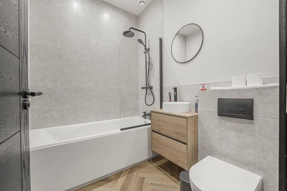 3-Bed Barry Island Apartment | Stunning Sea Views Apartment in Barry