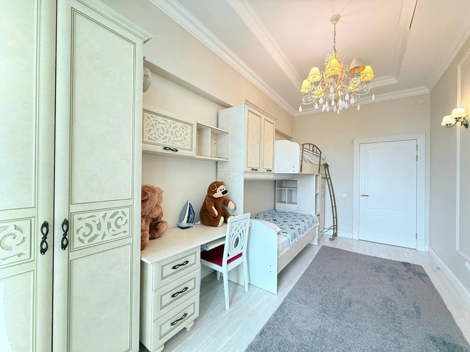 Пентхаус - рядом Триумфальная арка, Президентский парк, Ботанический сад Apartment in Kazakhstan