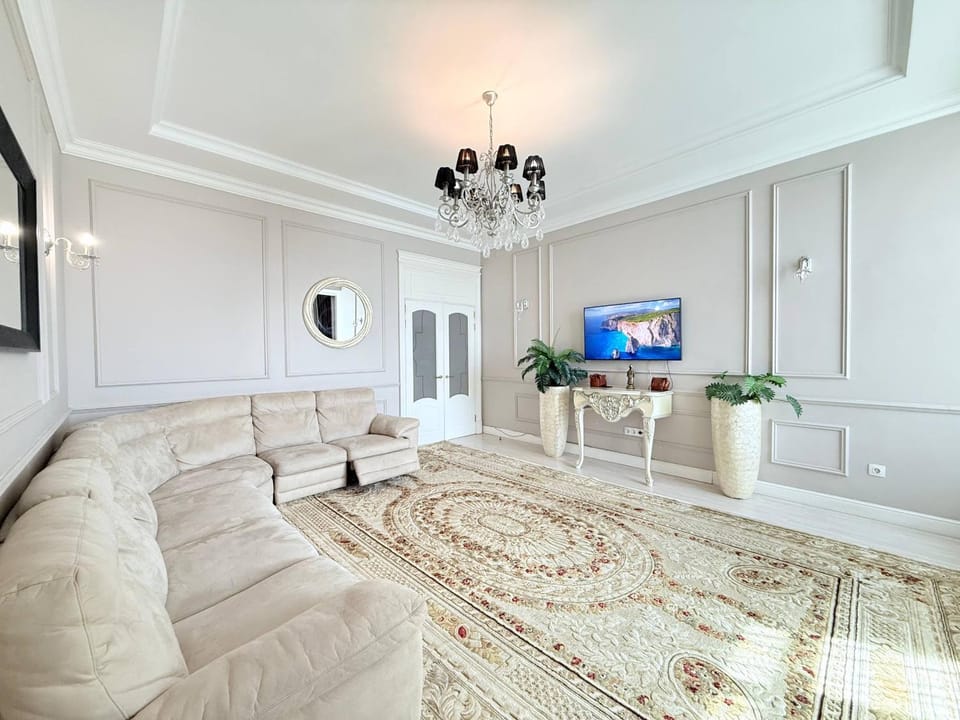 Пентхаус - рядом Триумфальная арка, Президентский парк, Ботанический сад Apartment in Kazakhstan