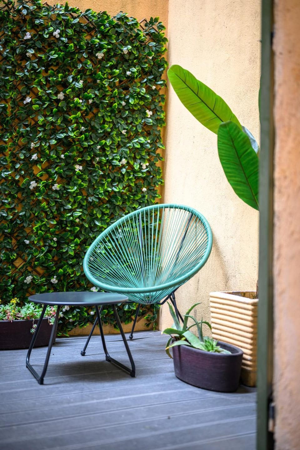 Patio, Day, Garden, Garden view