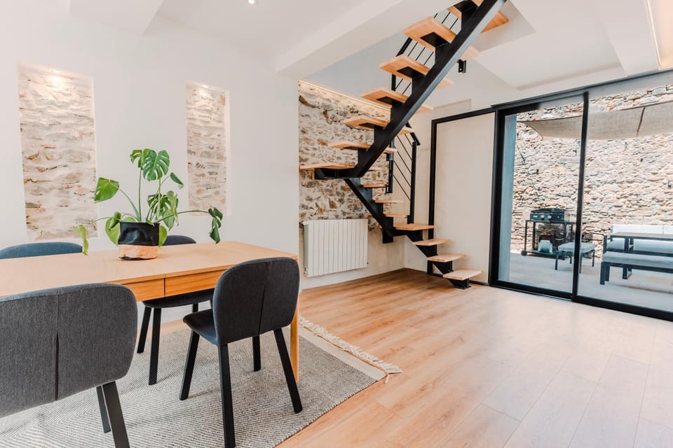 Living room, Garden view
