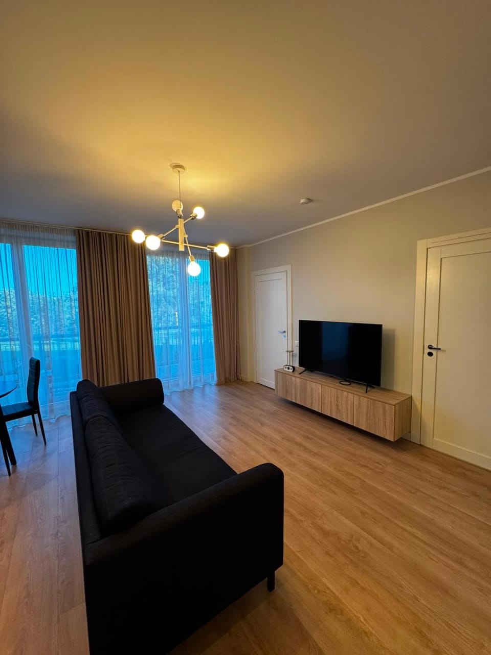 Communal lounge/ TV room, Living room, Seating area