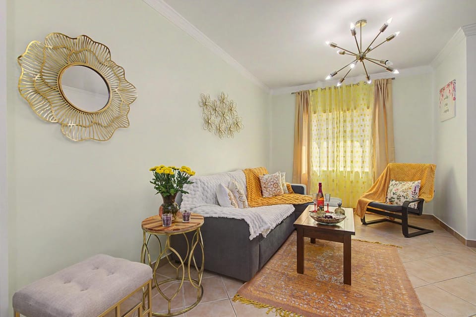 Magnolia Apartment in Tavira
