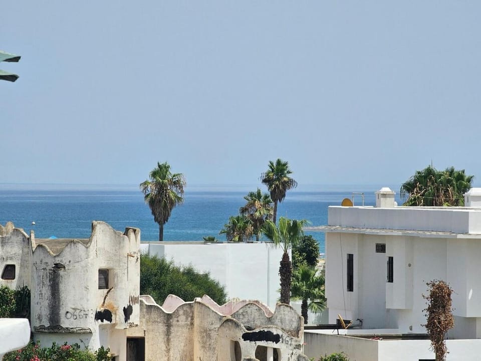Andalous Apartment 29 - Piscine & Plage Apartment in Tangier-Tétouan-Al Hoceima