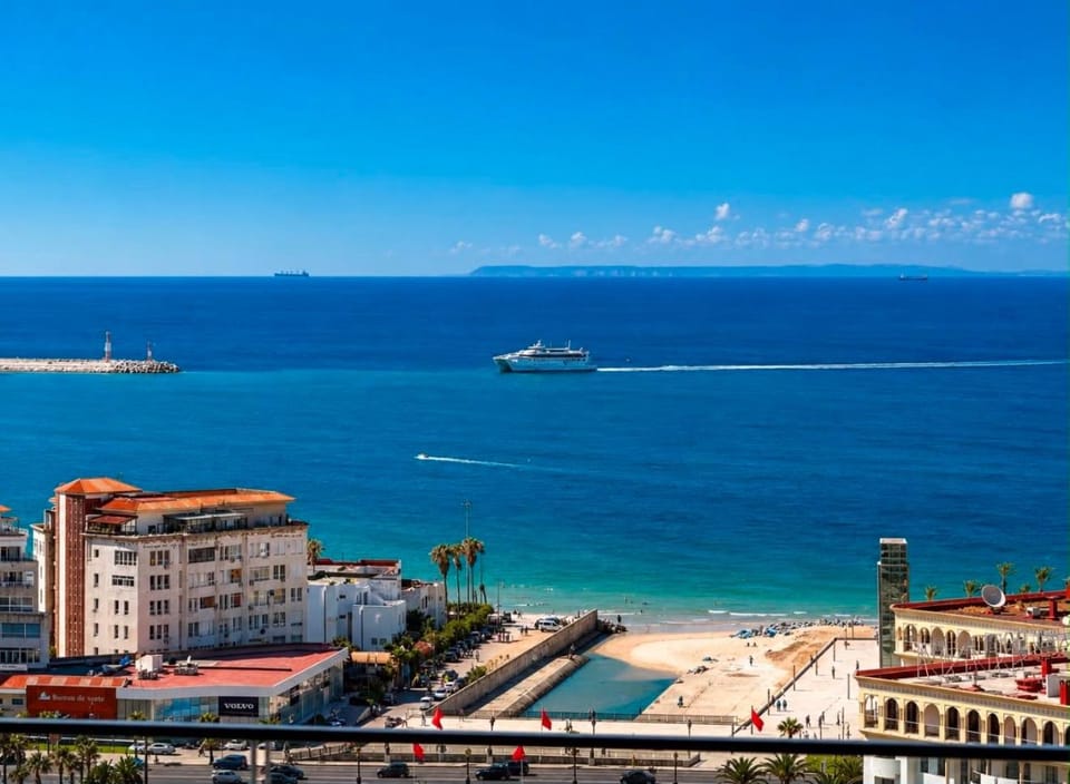 Studio de Luxe Vue Mer au 16ᵉ Étage ,Triple Towers, la Plus Haute Résidence de Tanger ,Proche Gare TGV Apartment in Tangier