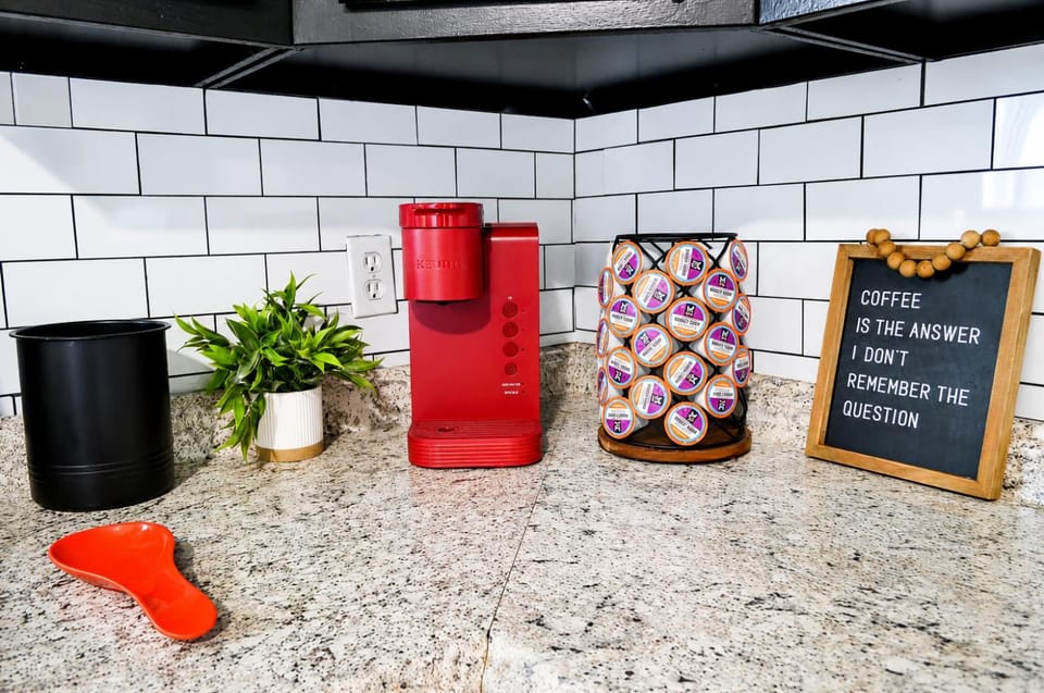 Coffee/tea facilities, Kitchen or kitchenette