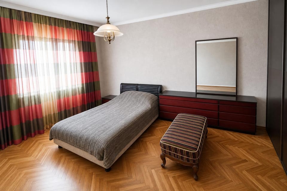 Bright 4-Room Apartment in Central Sofia-2 Terraces and Metro Nearby Apartment in Sofia