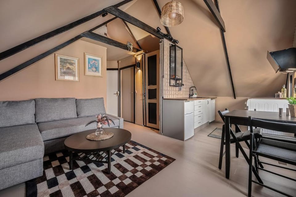 The Blue Door Top Floor Apartment in Stavanger