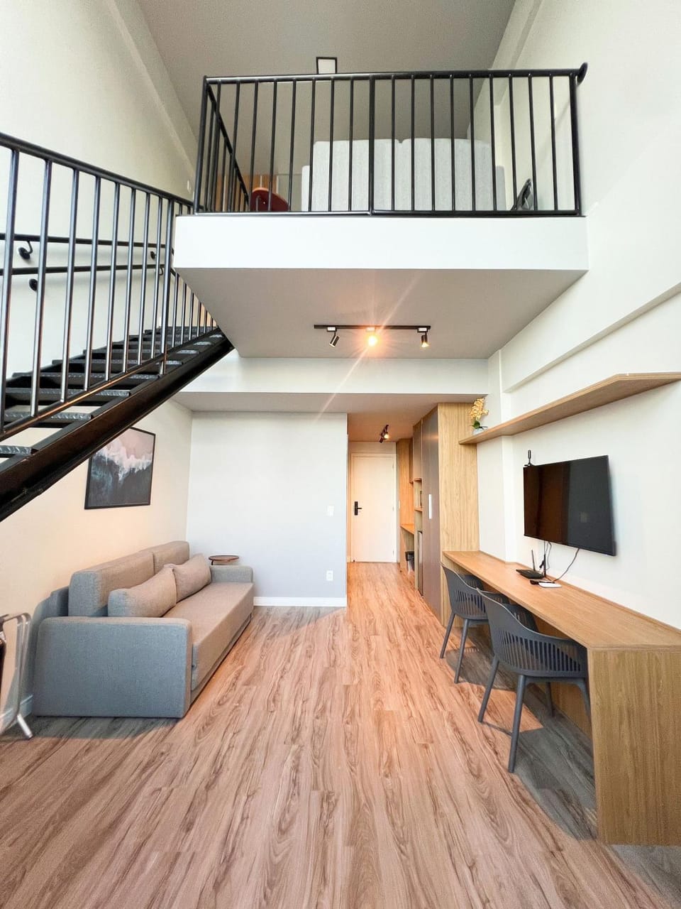 Communal lounge/ TV room, TV and multimedia, Living room, Seating area