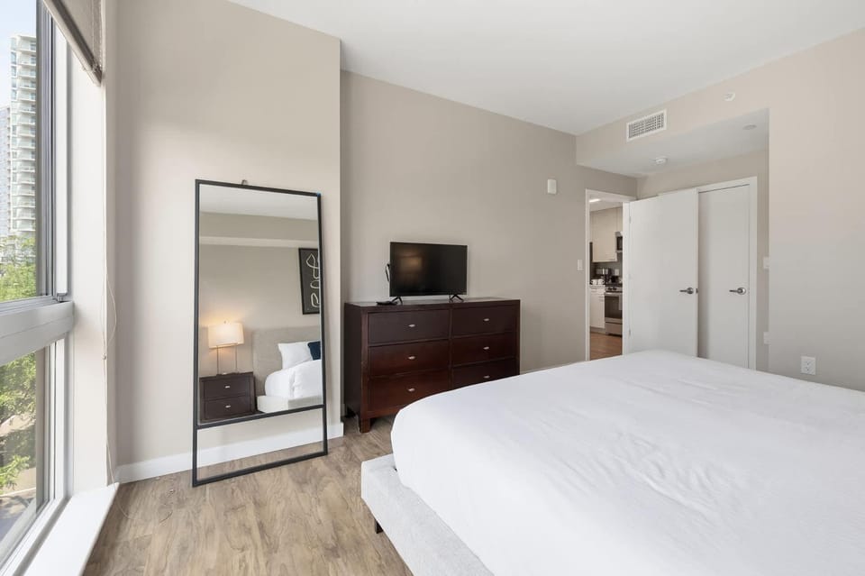 Luxury Harborpoint Apt Apartment in Stamford