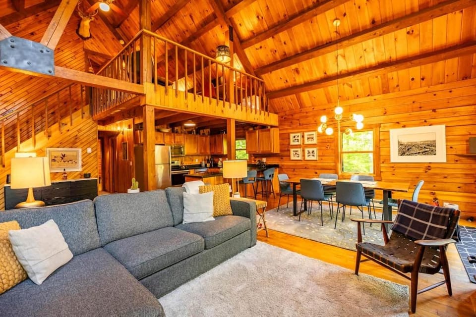 Mingo Lodge | Timberline Cabin Near Dolly Sods Cabin in Dry Fork