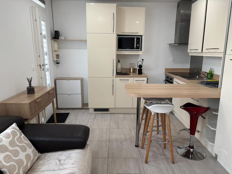 Appartement Proche Paris et Euro Disney Apartment in Gagny