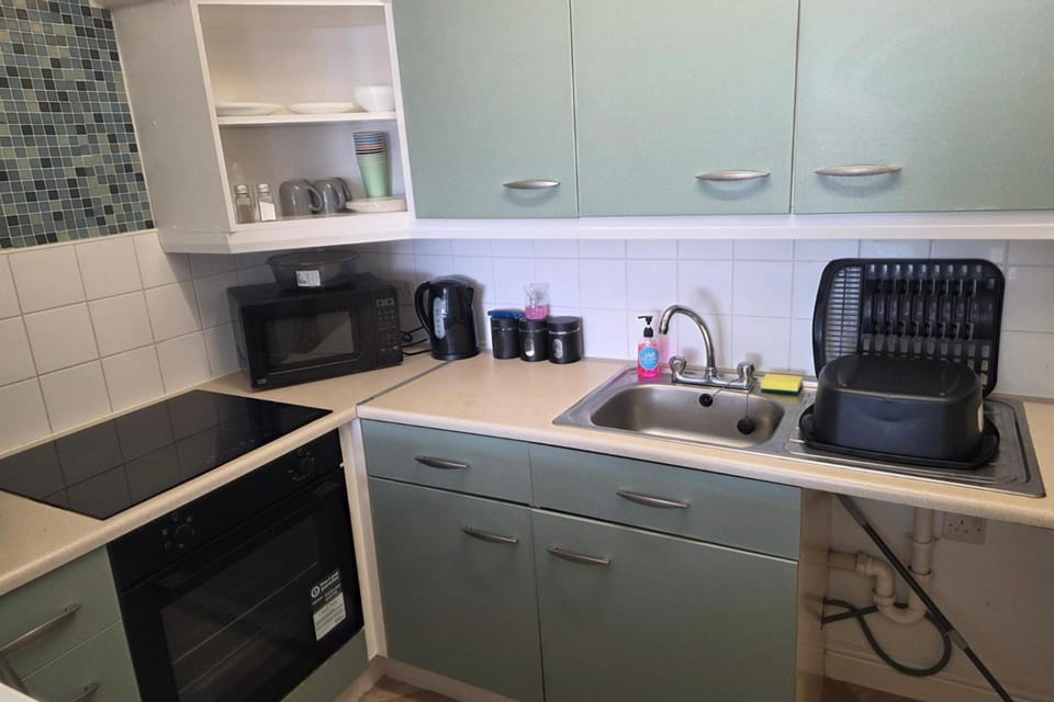 1 Bedroom Beach view Apartment Sleeps 4 Apartment in Rhyl