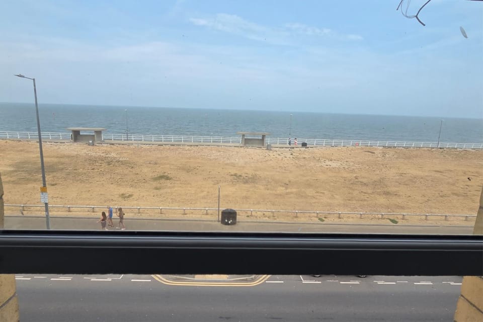 Nearby landmark, Communal lounge/ TV room, Day, Natural landscape, View (from property/room), Beach, Sea view