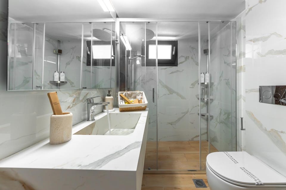 Shower, Bathroom