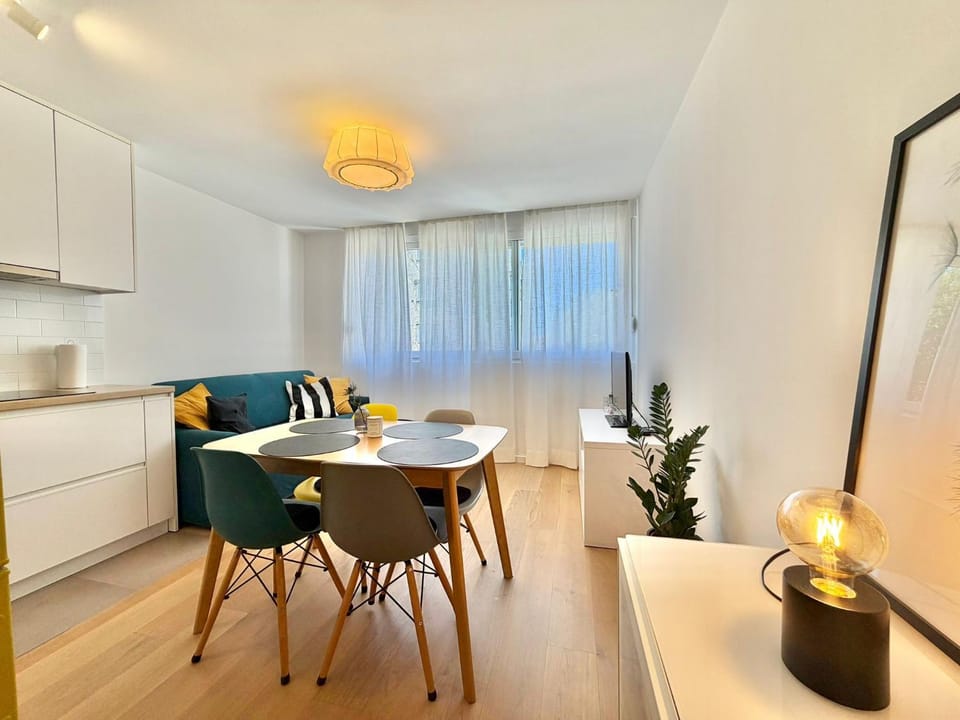 Living room, Dining area, kitchen
