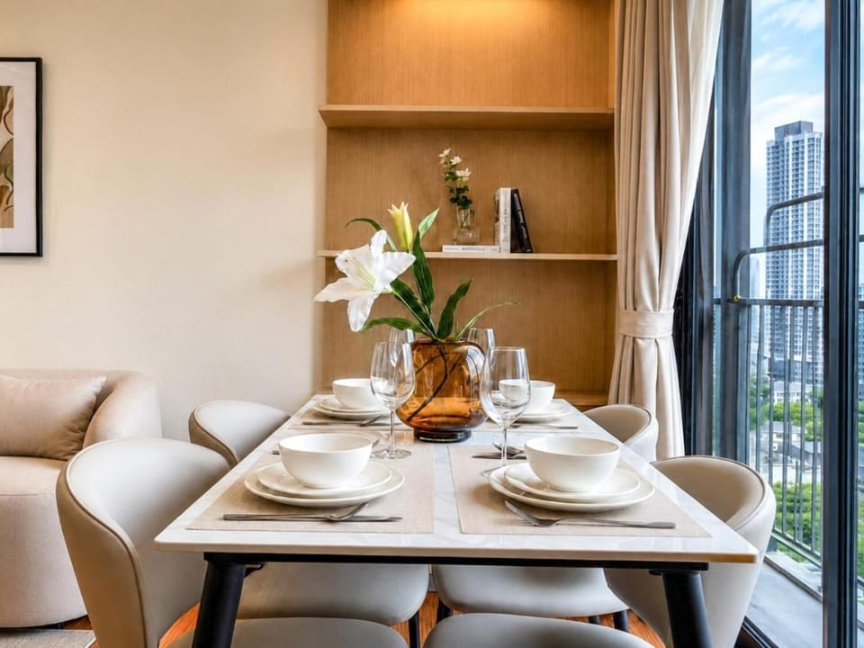 Stylish Thonglor Stay nearBTS l Saunaand Steam Apartment in Bangkok