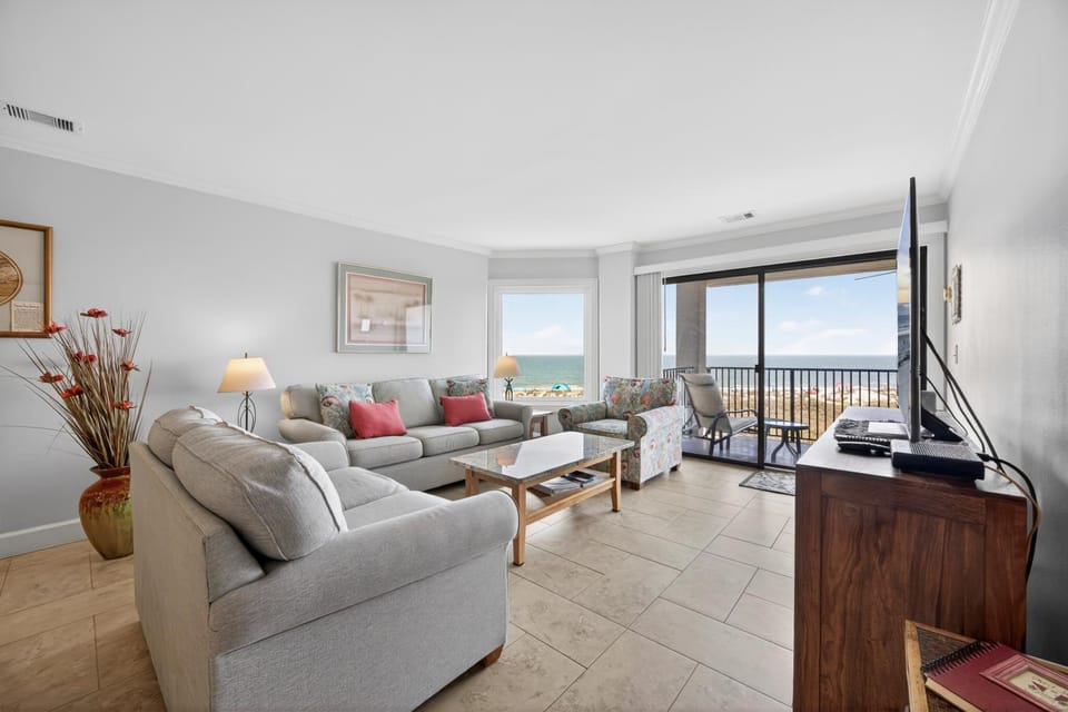 305 Sea Cloisters 2 BR Oceanfront Condo House in Folly Field