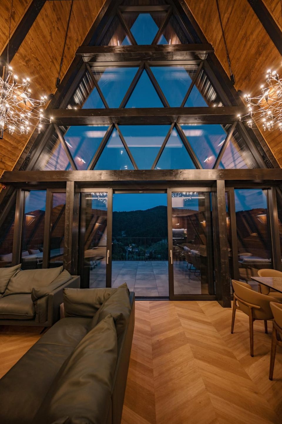 Night, Living room