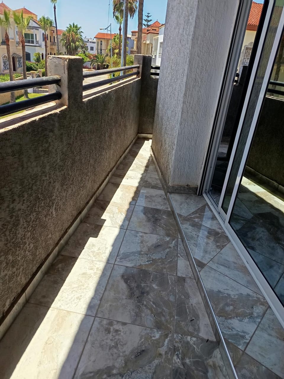 Grand appartement dans une villa avec piscine privée Villa in Casablanca-Settat