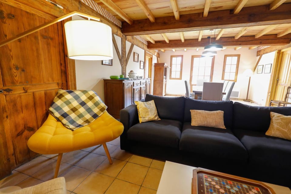 Location Le Penan House in Léon