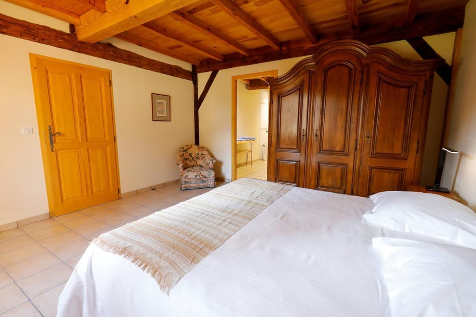 Location Le Penan House in Léon