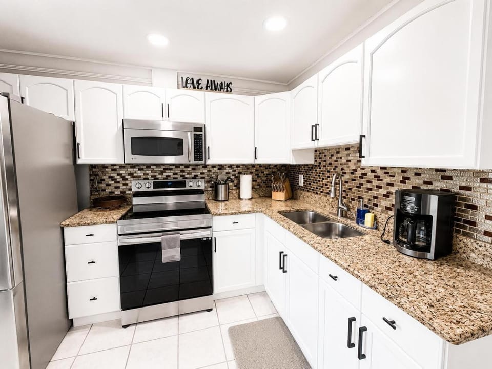 Guest Apartment 2B 1B by Citrus Park mall area Apartment in Citrus Park