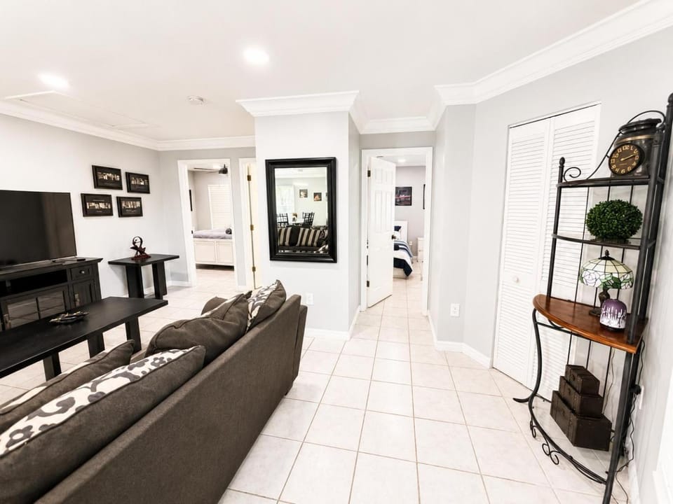 Guest Apartment 2B 1B by Citrus Park mall area Apartment in Citrus Park