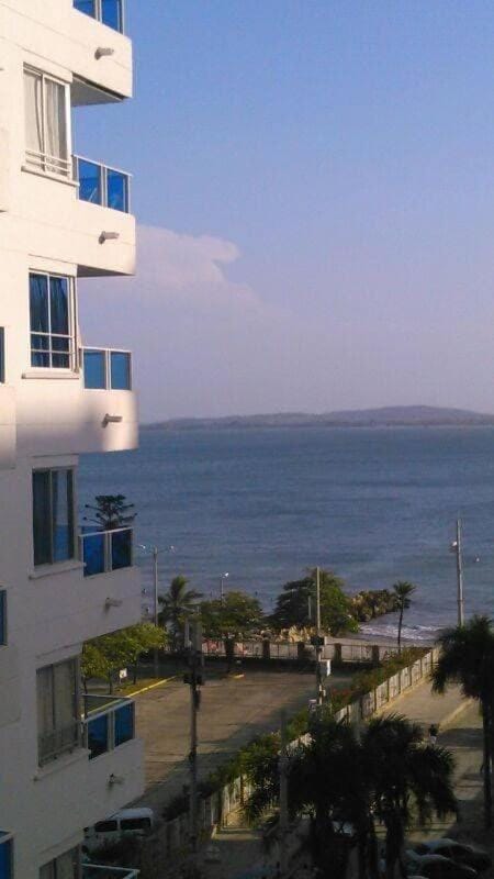 Entire oceanfront apartment Apartment in Cartagena