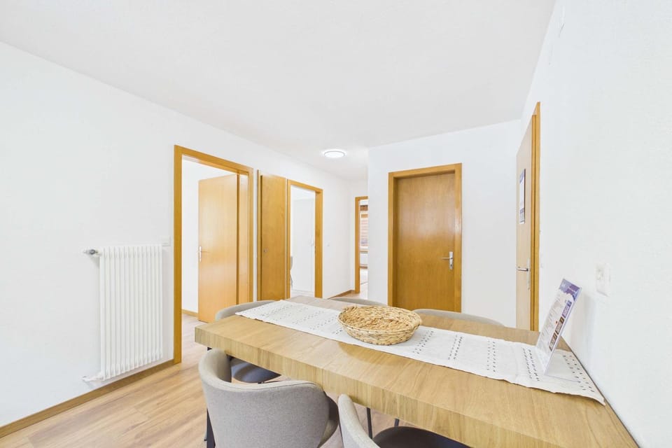 Cozy Alpine Escape for Families & Groups near Saas Apartment in Canton of Valais