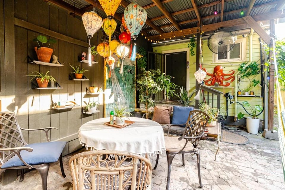 Jazzfest Oasis near Frenchman St House in Faubourg Marigny