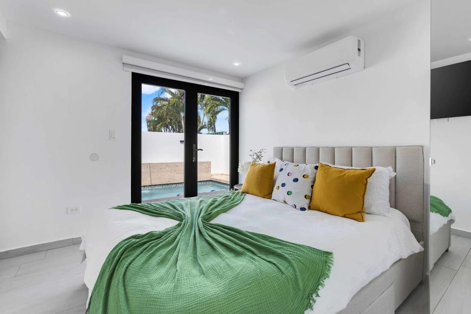 AQUA Casa A1 - Rm 3 - Charming Bedroom House in Dorado