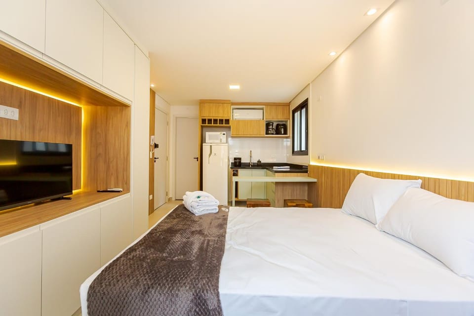 Bed, Kitchen or kitchenette, Photo of the whole room, Bedroom, air conditioner