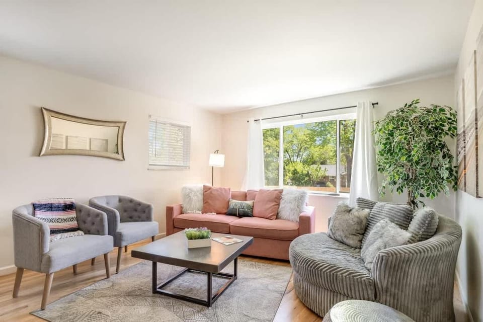 Spacious Denver Retreat w Hot Tub & Game Room House in Northglenn