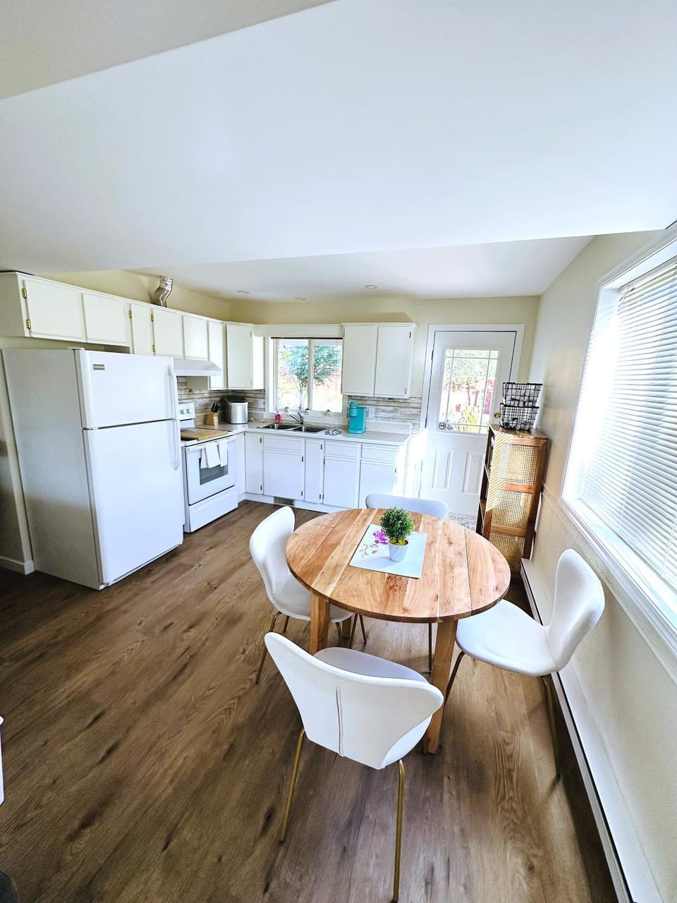 The Wineries are Calling! Apartment in Penticton