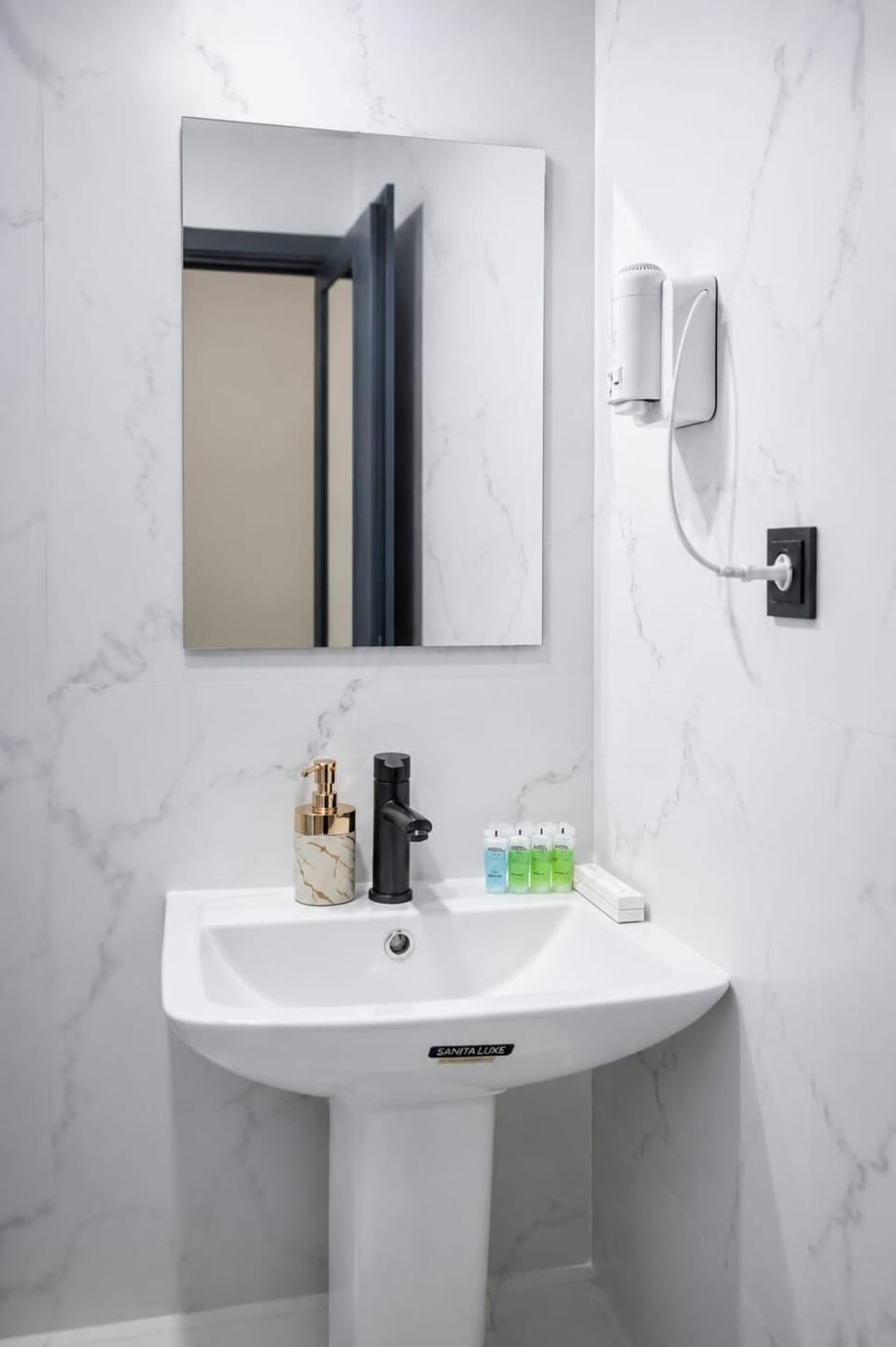 SkyGate Hotel Apartment in Yerevan