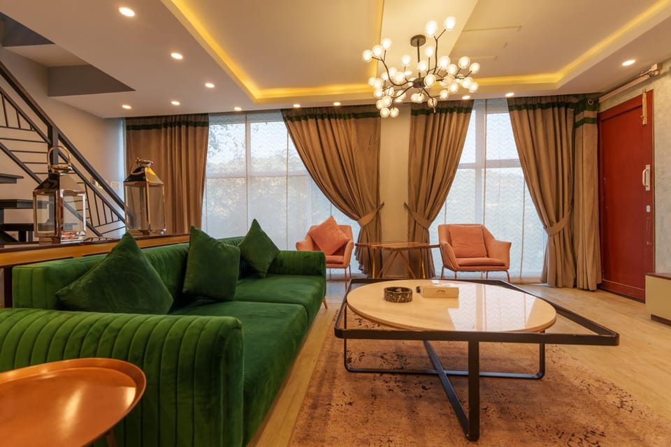 Living room, Seating area