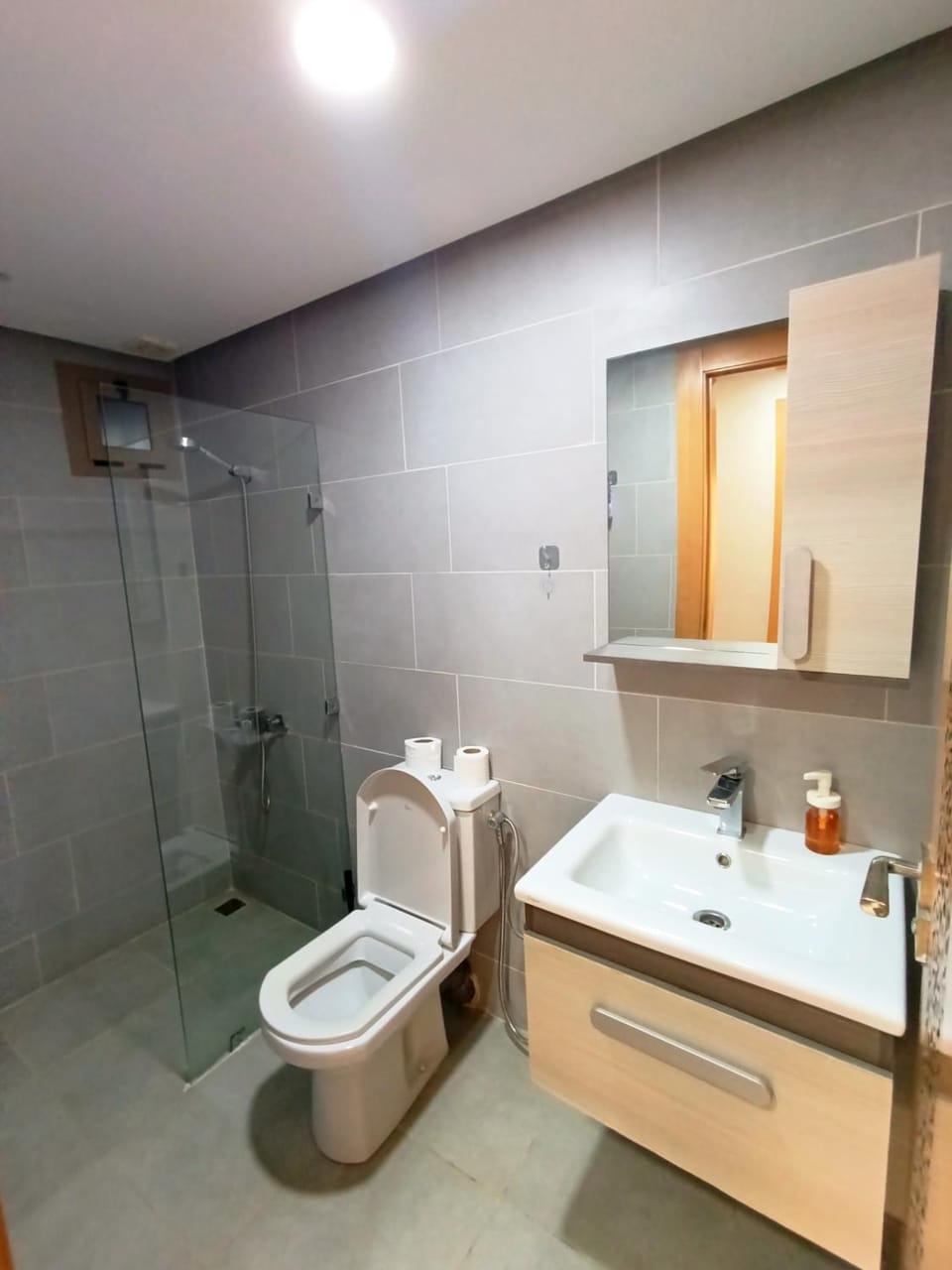 Appartement meublé, 3 min d'autoroute Apartment in Rabat-Salé-Kénitra