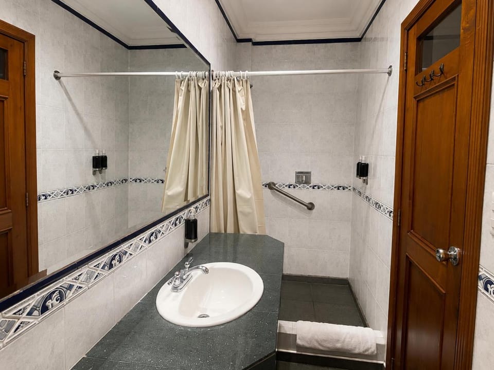 Cavi Rooms 305 Hotel in Cuenca