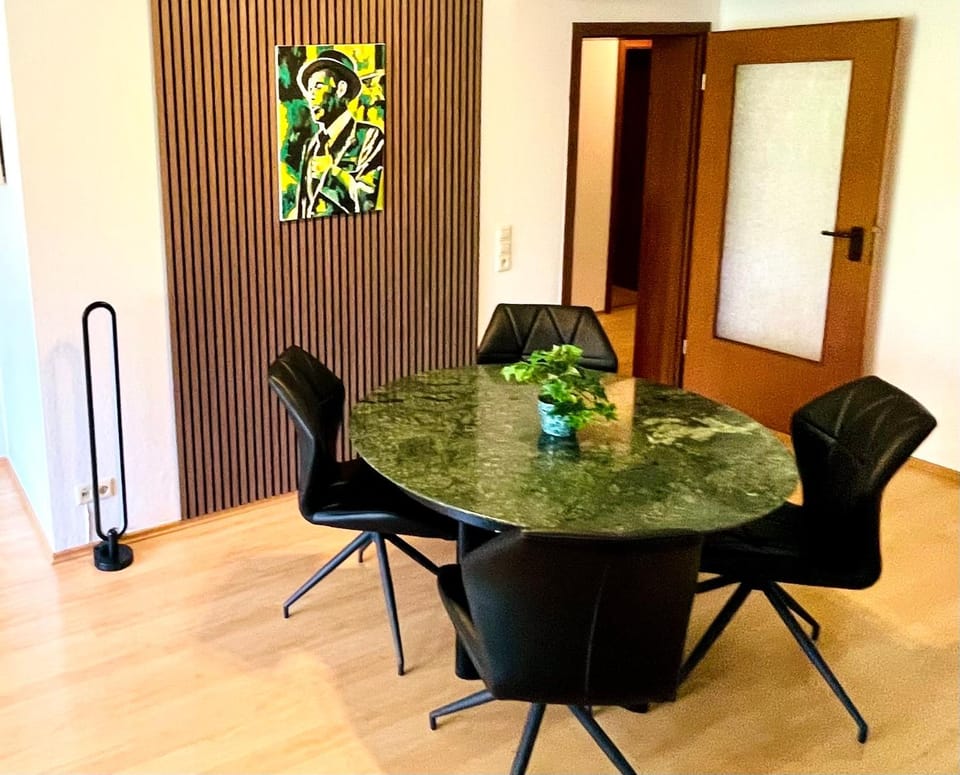 Goldstadt Apartment - Design und Relax Suite - Modernes Wohnen in Pforzheim Apartment in Pforzheim
