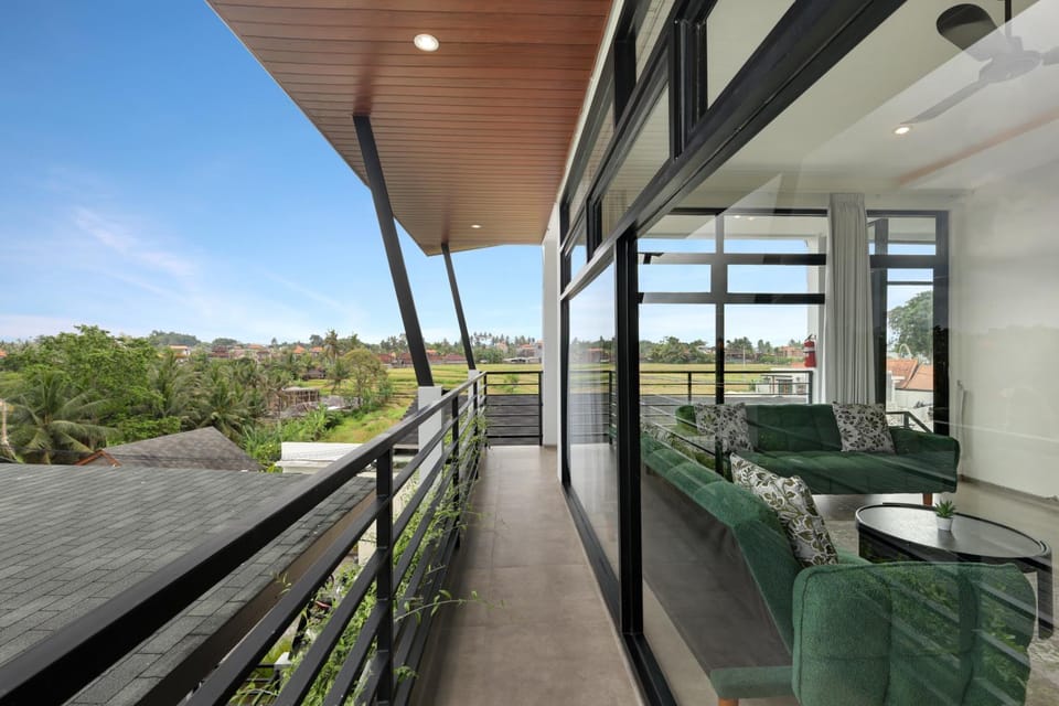 Contemporary 7BR Villa with Panoramic Views Villa in Sukawati