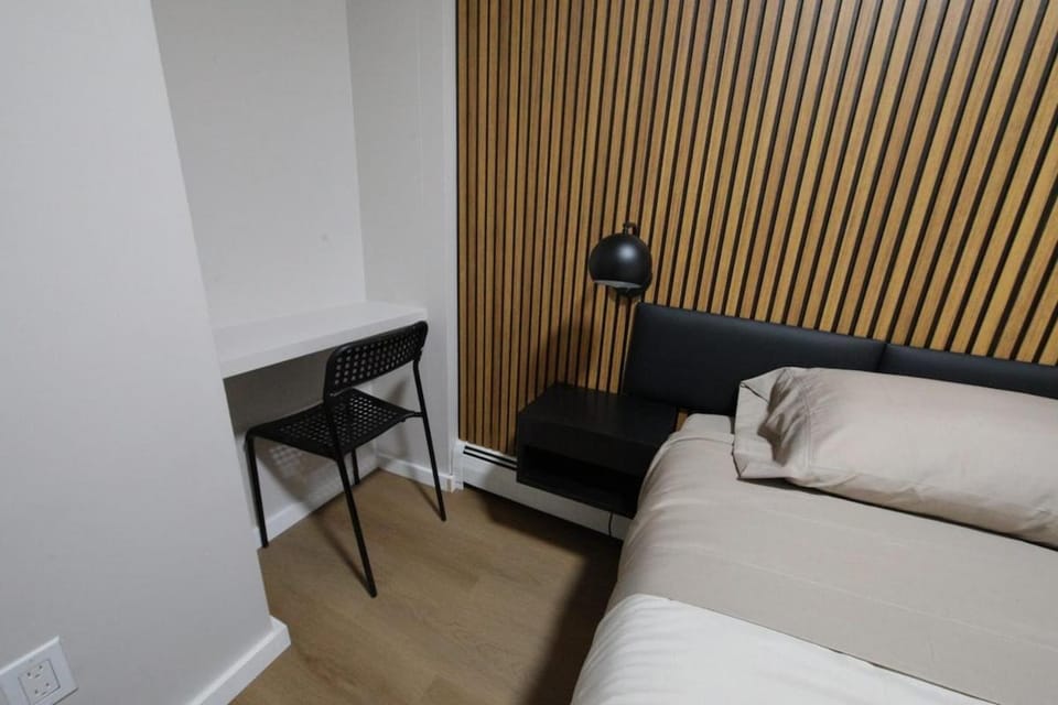 Modern apt in E Boston - Walk to Airport Apartment in Boston