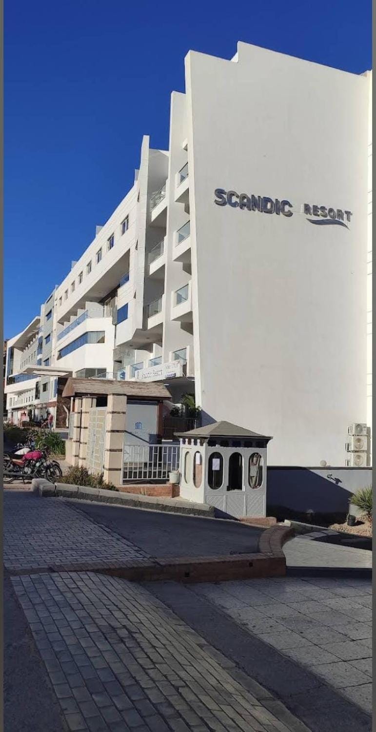 Property building, Day, Location, Parking