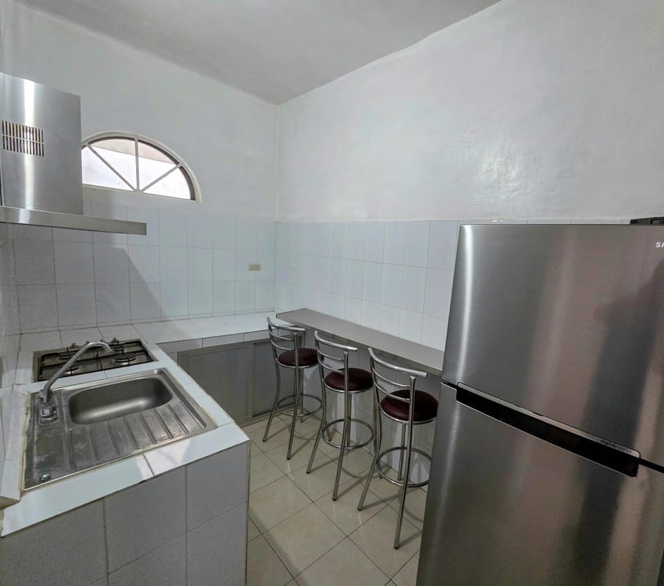 Kitchen or kitchenette, Kitchen or kitchenette
