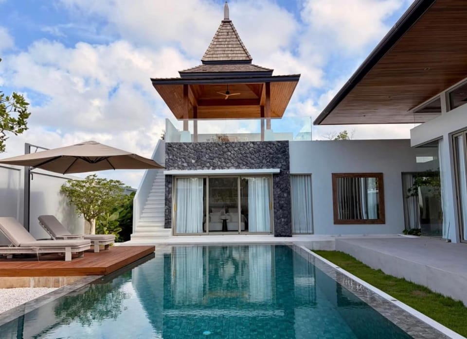 Patio, Natural landscape, Pool view, sunbed