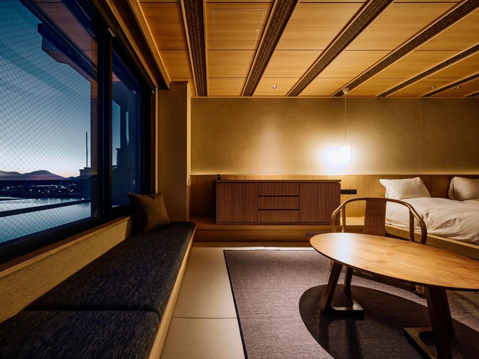 Natural landscape, View (from property/room), Living room, Photo of the whole room, River view